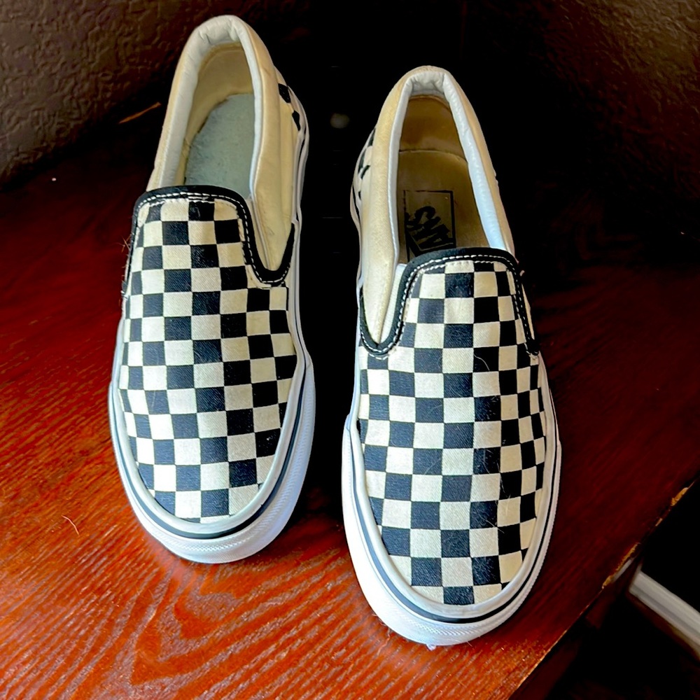 Classic VANS🖤🤍 Women's 8.5 / mens 7 | (unisex)